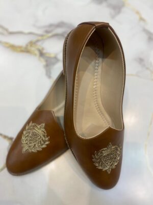 Tan Classic Leather Jutti